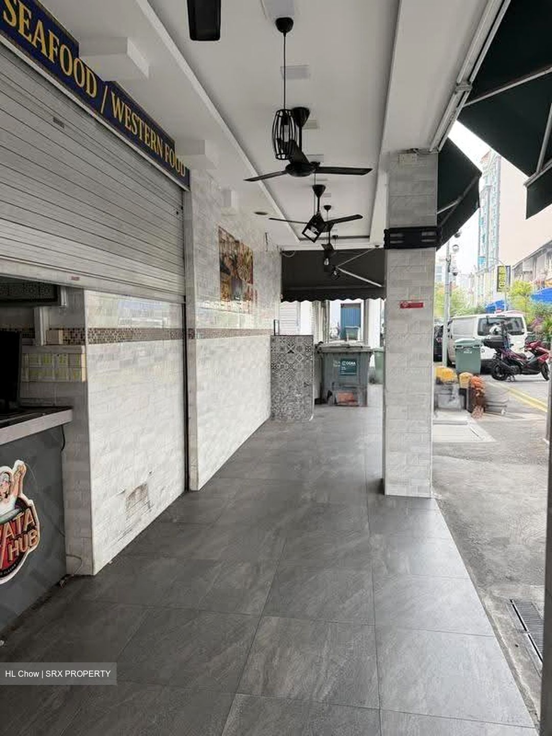 Sims Avenue (D14), Retail #632857081